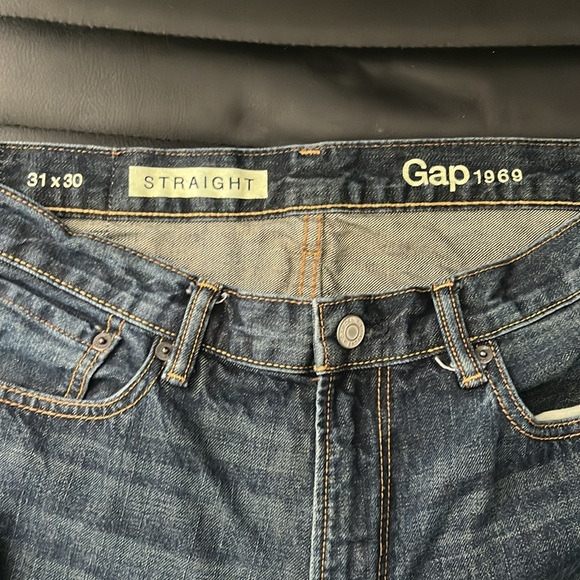 GAP 1969 Straight Leg Jeans / 32x30 - Picture 5 of 5